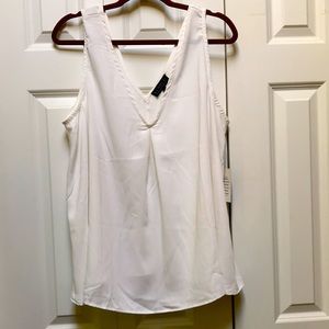 Eloquii v neck swing top soft white  NWT sz 18